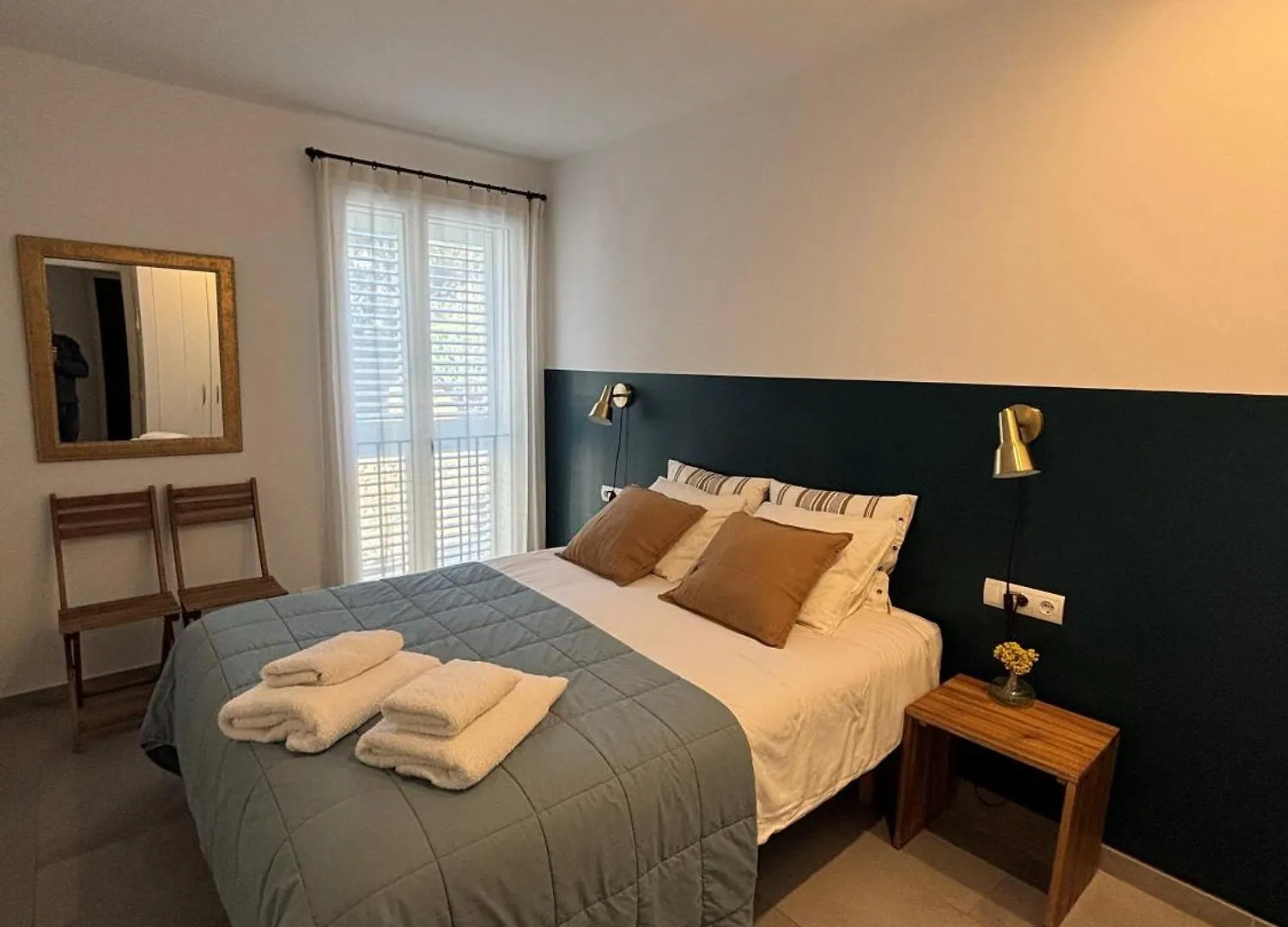 Apartamento nuevo en el centro con garaje Cadaqués