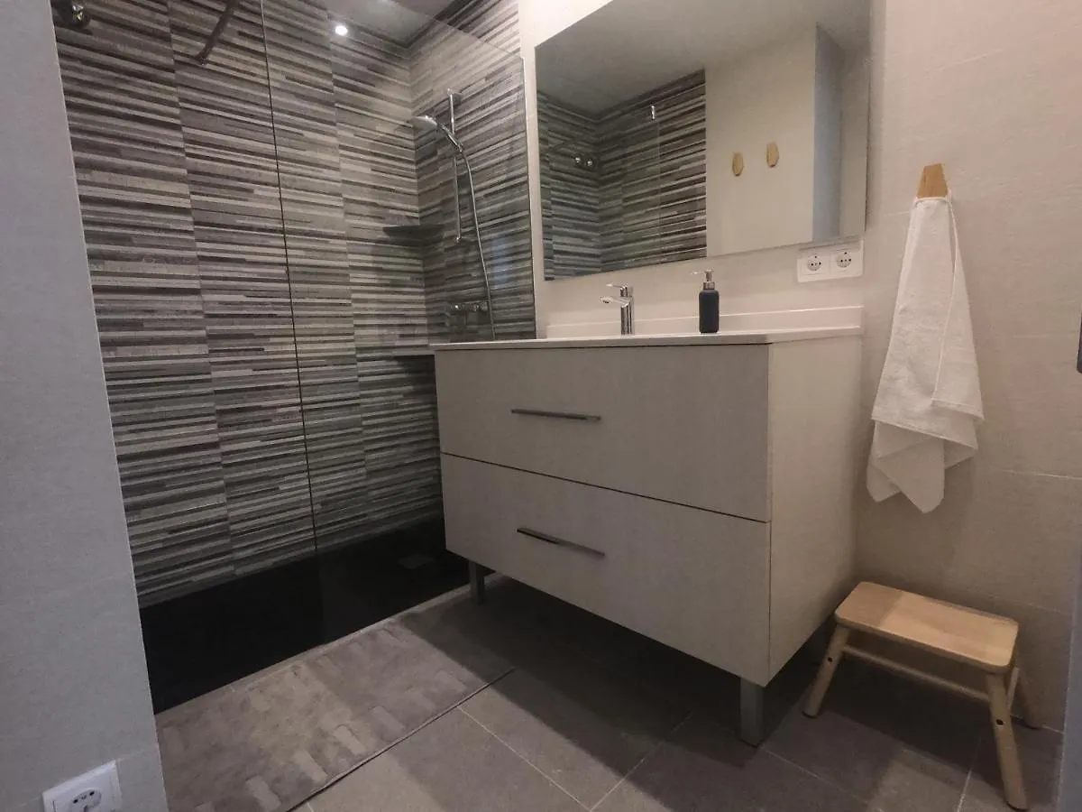 شقة Apartamento Nuevo En El Centro Con Garaje كاذاكيس